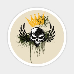 Winged Skull Crowned Magnet